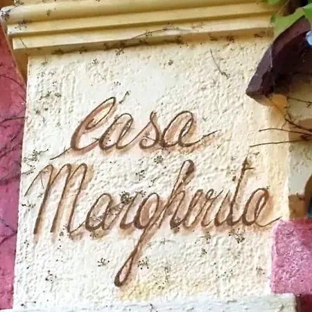 Casa Margherita Alojamento de Acomodação e Pequeno-almoço 4*